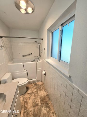 3004 WOODALL Street, El Paso, TX 79925