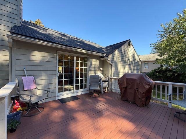 84 Nancy Ave, Dracut, MA 01826
