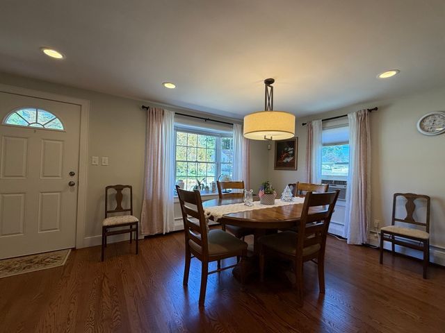 84 Nancy Ave, Dracut, MA 01826