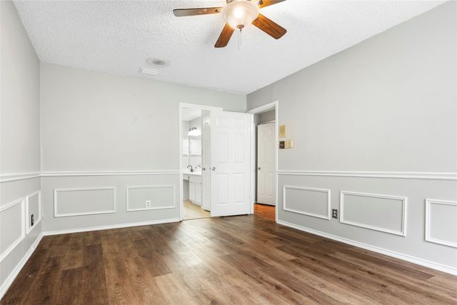 5112 Oak Gate Court, Arlington, TX 76016
