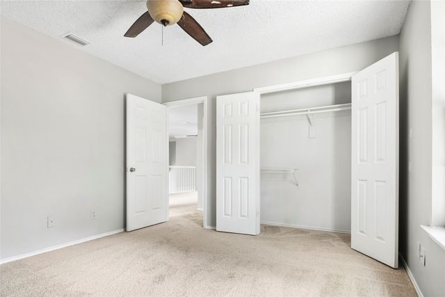 5112 Oak Gate Court, Arlington, TX 76016