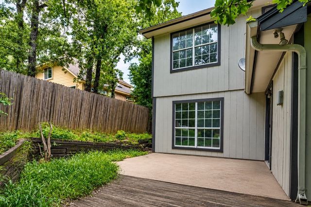 5112 Oak Gate Court, Arlington, TX 76016