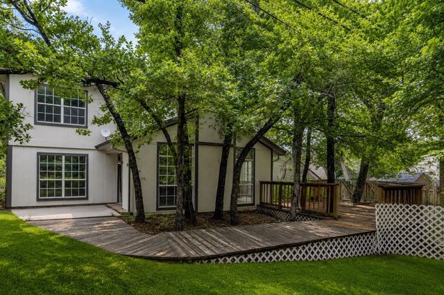 5112 Oak Gate Court, Arlington, TX 76016