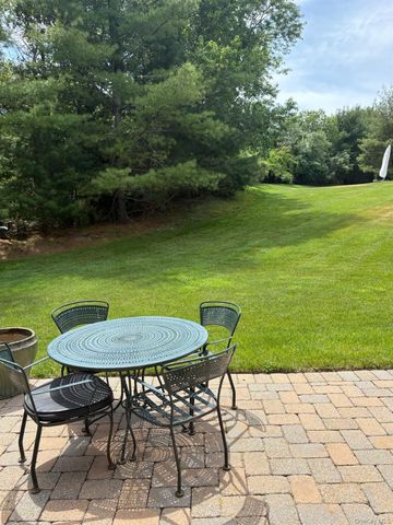 203 Bach Court, Eastport, NY 11941