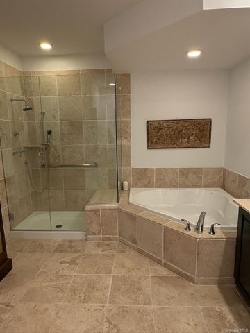 203 Bach Court, Eastport, NY 11941