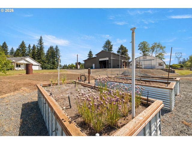 33265 Se COLORADO Rd, Sandy, OR 97055