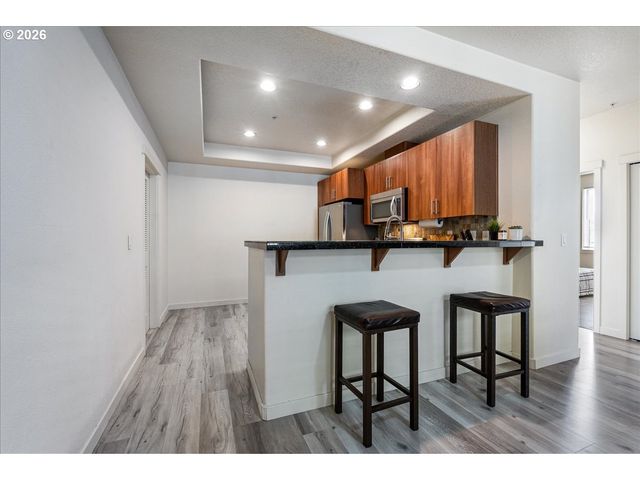 7902 Ne MIRIAM Way, Hillsboro, OR 97006