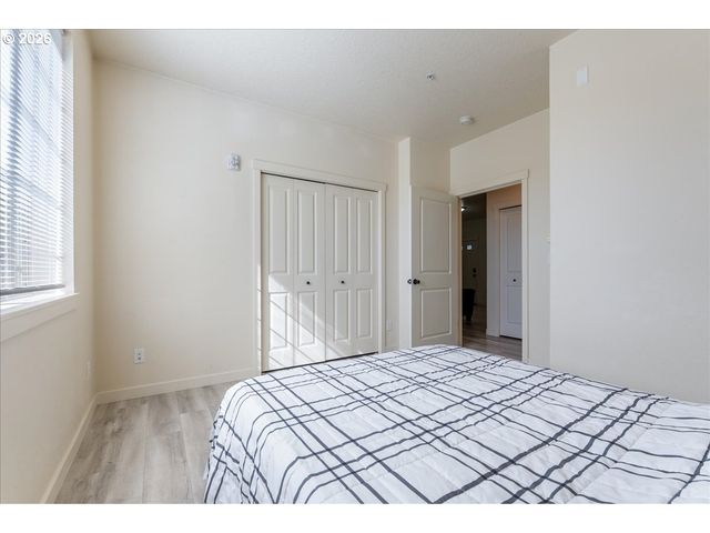 7902 Ne MIRIAM Way, Hillsboro, OR 97006