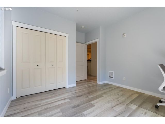 7902 Ne MIRIAM Way, Hillsboro, OR 97006