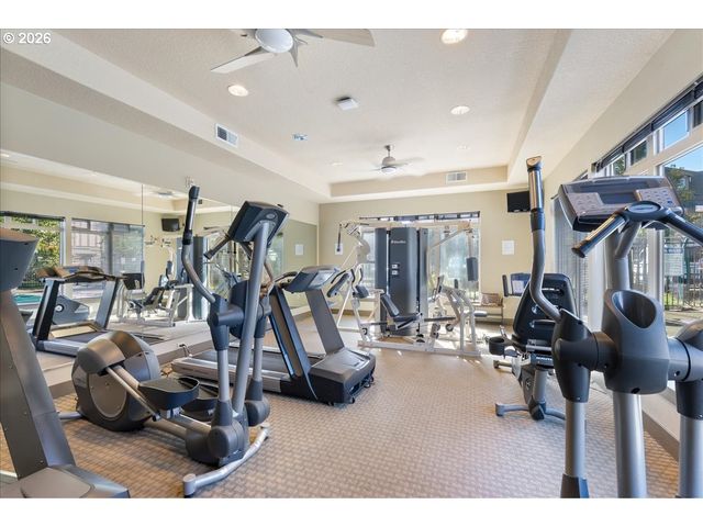 7902 Ne MIRIAM Way, Hillsboro, OR 97006