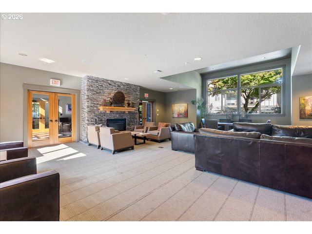 7902 Ne MIRIAM Way, Hillsboro, OR 97006