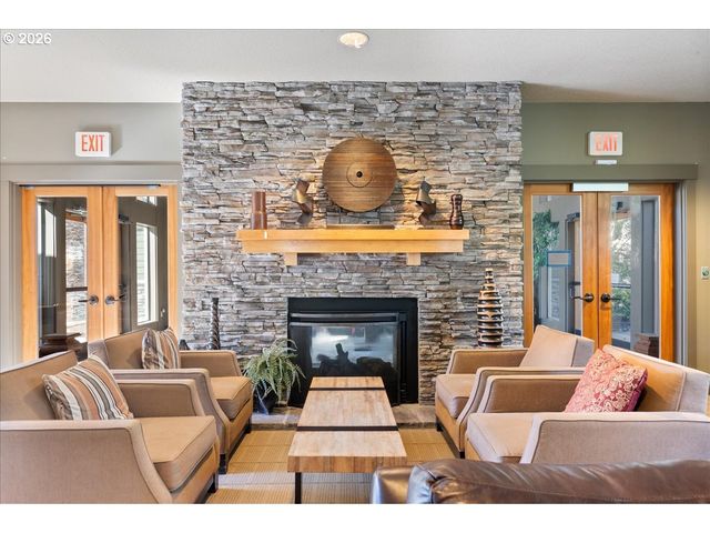 7902 Ne MIRIAM Way, Hillsboro, OR 97006