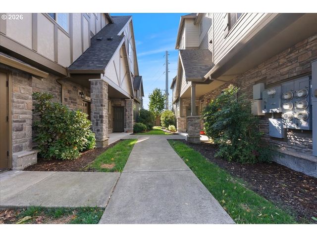 7902 Ne MIRIAM Way, Hillsboro, OR 97006