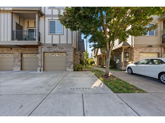 7902 Ne MIRIAM Way, Hillsboro, OR 97006