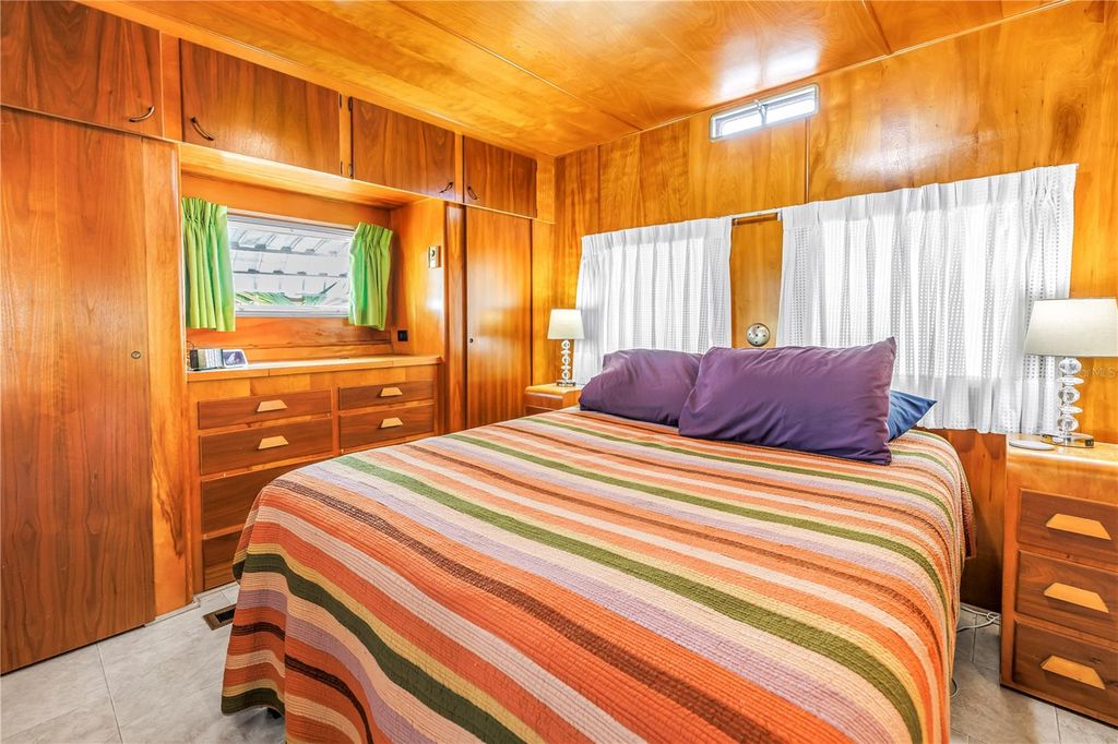 Image 16 of property listing at 1703 MINNESOTA AVENUE, Bradenton, FL 34207
