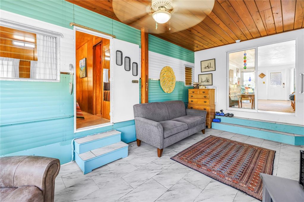 Image 21 of property listing at 1703 MINNESOTA AVENUE, Bradenton, FL 34207