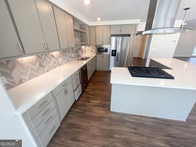 2770 Burtz Drive, Marietta, GA 30068