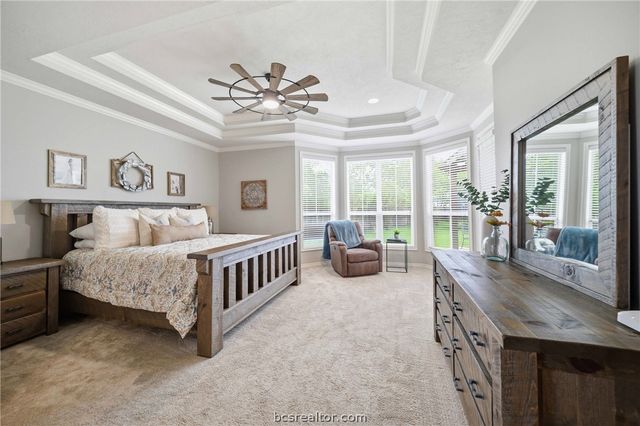 1200 Royal Adelade Drive, College Station, TX 77845