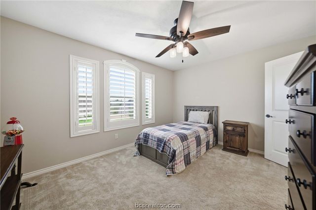 1200 Royal Adelade Drive, College Station, TX 77845