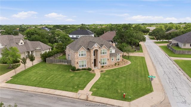 1200 Royal Adelade Drive, College Station, TX 77845