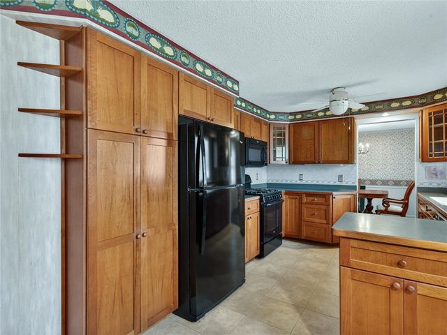 239 Southridge Drive, Greece, NY 14626