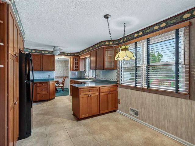 239 Southridge Drive, Greece, NY 14626