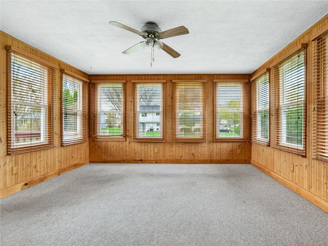 239 Southridge Drive, Greece, NY 14626