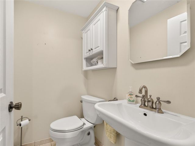 239 Southridge Drive, Greece, NY 14626