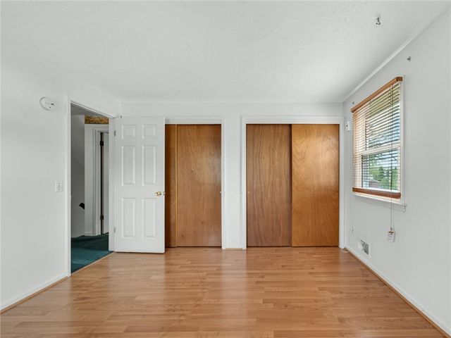 239 Southridge Drive, Greece, NY 14626