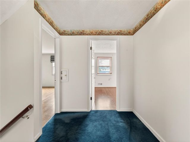 239 Southridge Drive, Greece, NY 14626