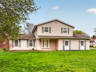 239 Southridge Drive, Greece, NY 14626