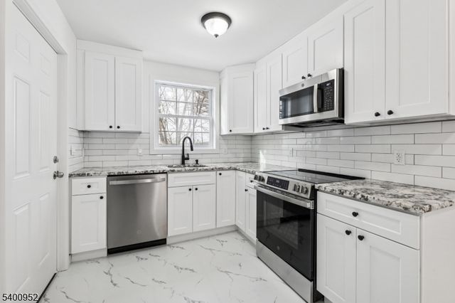 3 Fourth St, Sussex Boro, NJ 07461