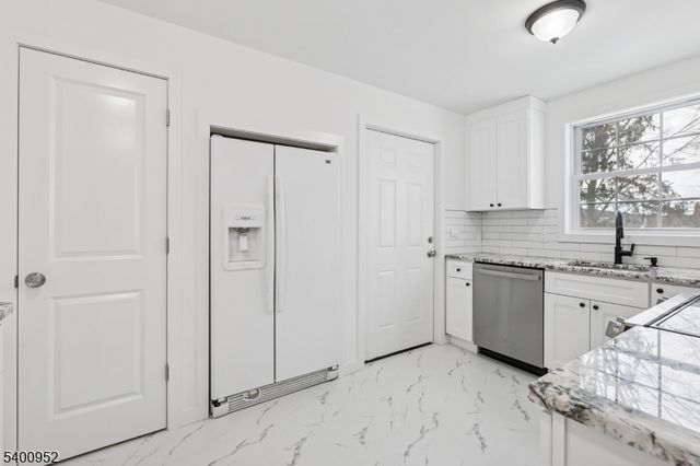 3 Fourth St, Sussex Boro, NJ 07461