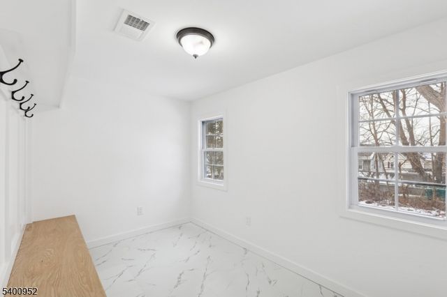 3 Fourth St, Sussex Boro, NJ 07461