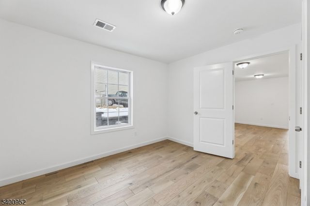 3 Fourth St, Sussex Boro, NJ 07461