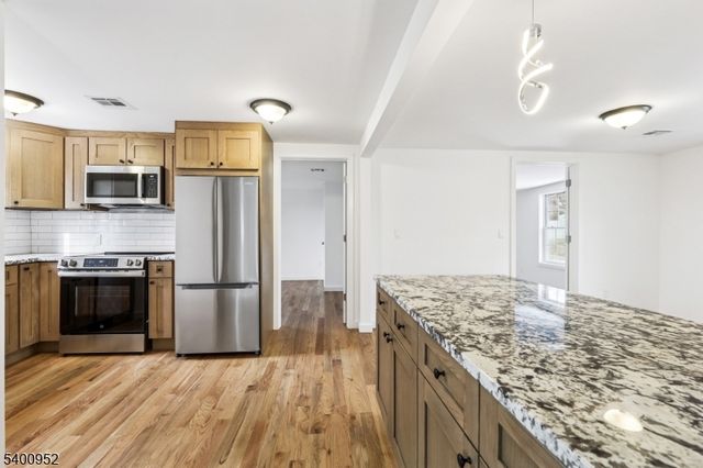 3 Fourth St, Sussex Boro, NJ 07461