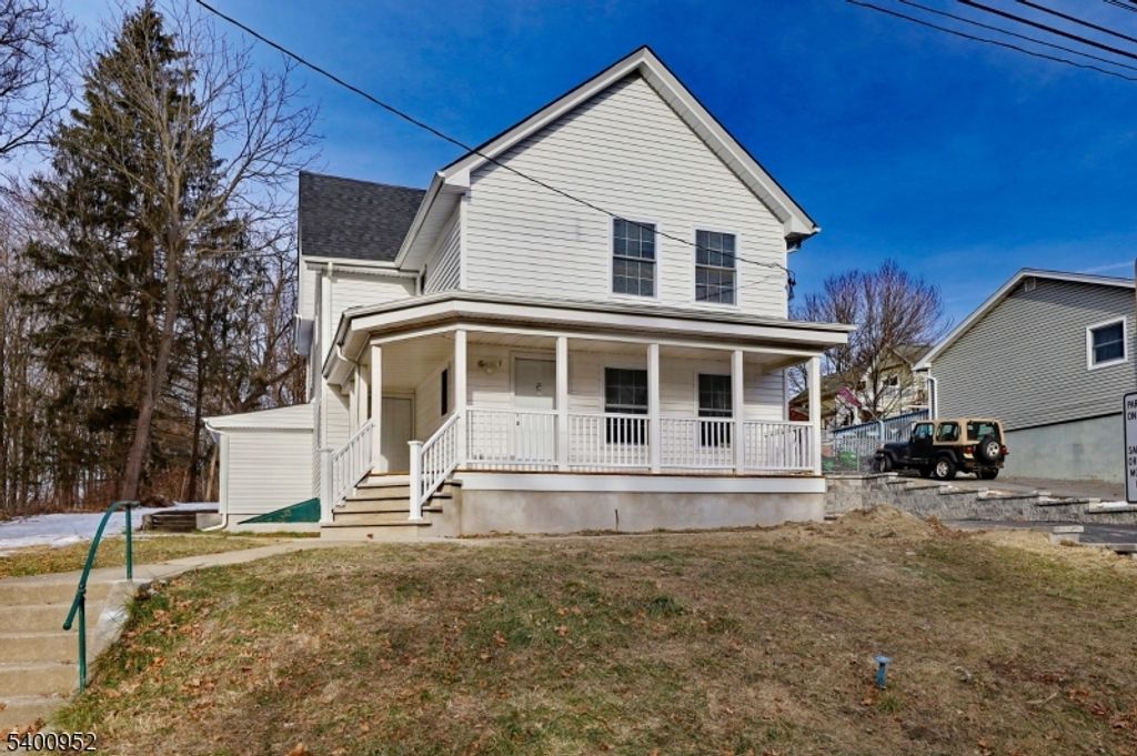 3 Fourth St, Sussex Boro, NJ 07461