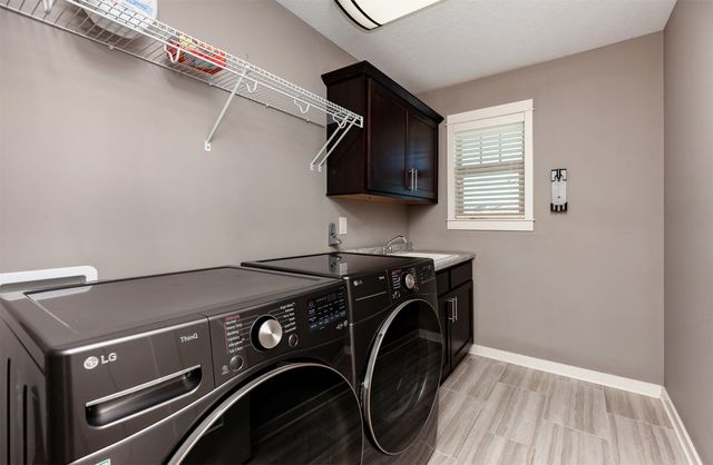 3579 NW 164th Street, Clive, IA 50325