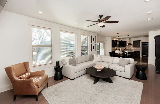 3579 NW 164th Street, Clive, IA 50325