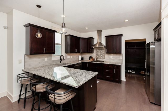 3579 NW 164th Street, Clive, IA 50325