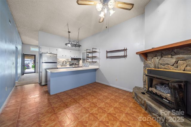 94 Market Street, Maggie Valley, NC 28751
