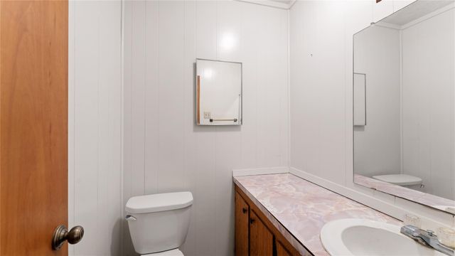 187 Watson Lake Road, Huntsville, TX 77340