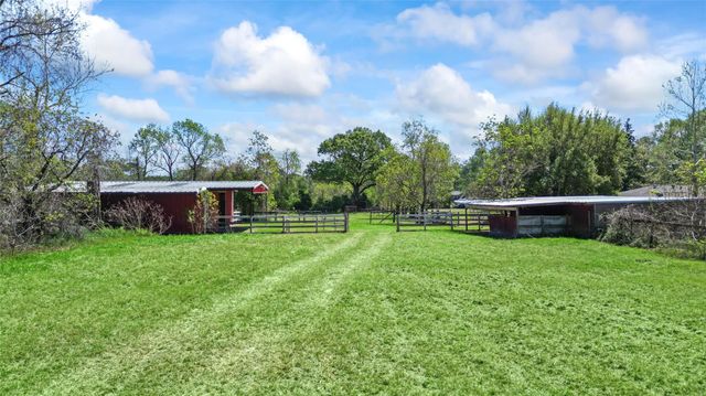 187 Watson Lake Road, Huntsville, TX 77340