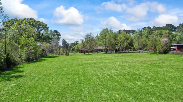 187 Watson Lake Road, Huntsville, TX 77340