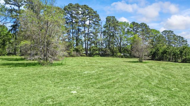 187 Watson Lake Road, Huntsville, TX 77340