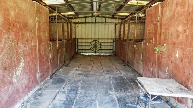 187 Watson Lake Road, Huntsville, TX 77340