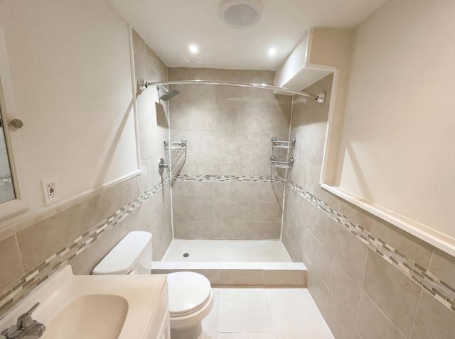 4459 Amwood Street, Columbus, OH 43228