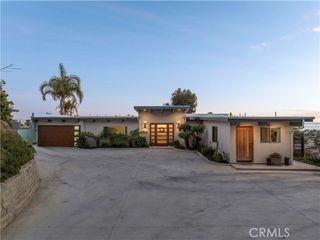 186 N Kalorama, Ventura, CA 93001