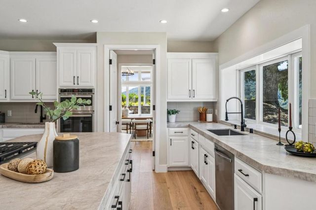 21668 Toll Gate Road, Saratoga, CA 95070