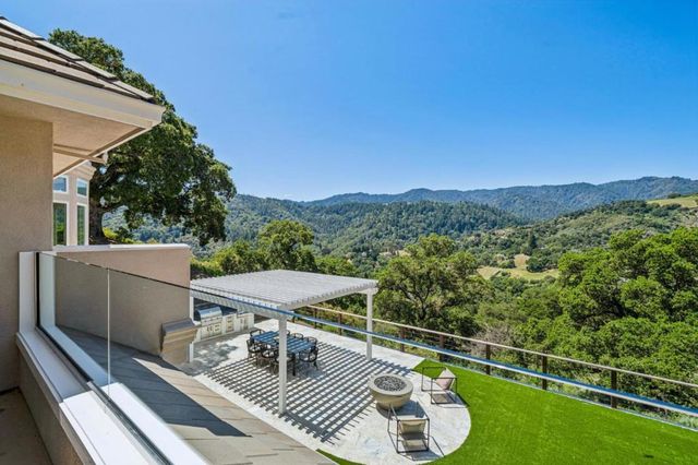 21668 Toll Gate Road, Saratoga, CA 95070
